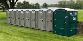 Best Short-Term Portable Toilet Rental  in Pelican Bay, FL