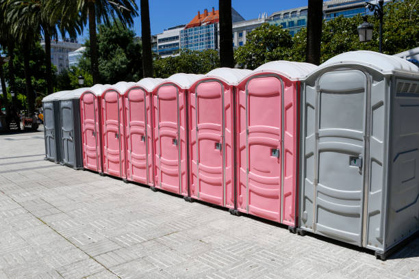 Best Construction Site Portable Toilets  in Pelican Bay, FL
